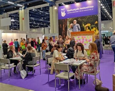 Tapahtuman järjestäminen seniorille